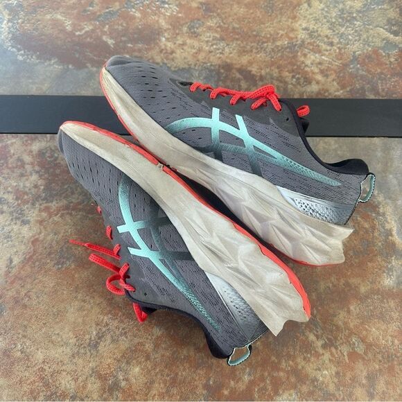 Asics Novablast 2 Shoes Men Sz 13 Gray Running Athletic‎ Training Gym Sneakers main image 5